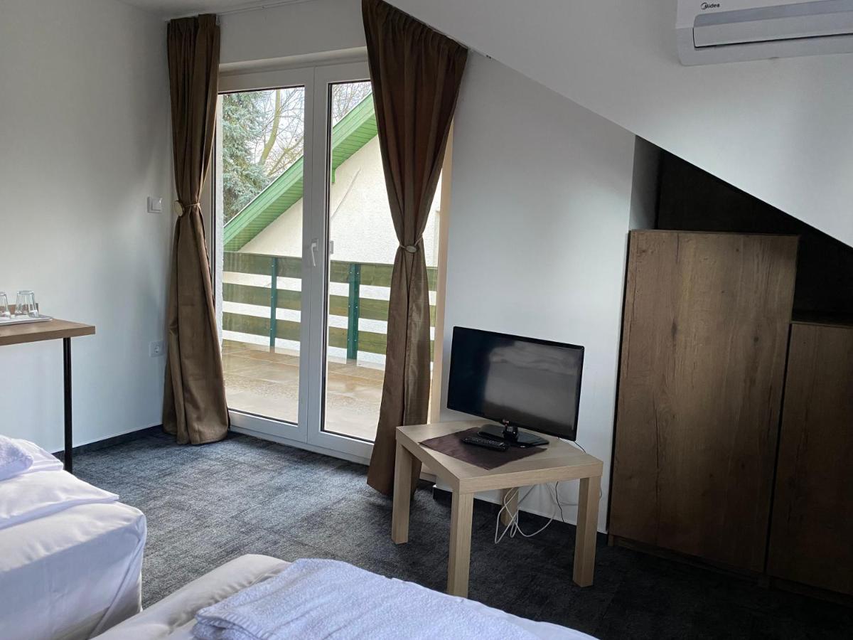 A Fogado Bed & Breakfast Bicske Ngoại thất bức ảnh