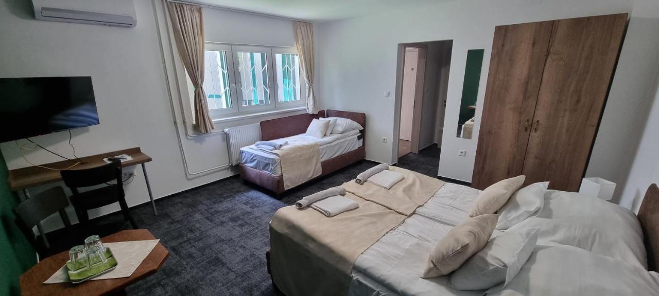 A Fogado Bed & Breakfast Bicske Ngoại thất bức ảnh